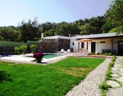 Myc Villalari Villa Gurece
